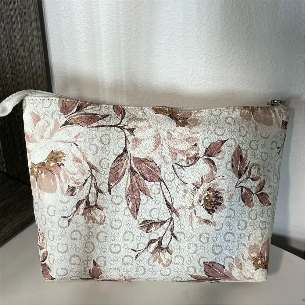 GUESS Bisbee Women's Floral Clutch Cosmetic Travel Bag White Multicolor